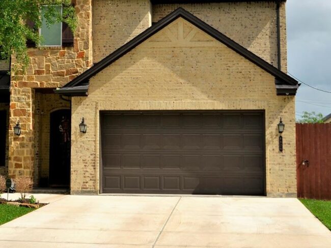 puertas-de-garaje-seccionales-en-valencia Puertas de garaje seccionales en Valencia