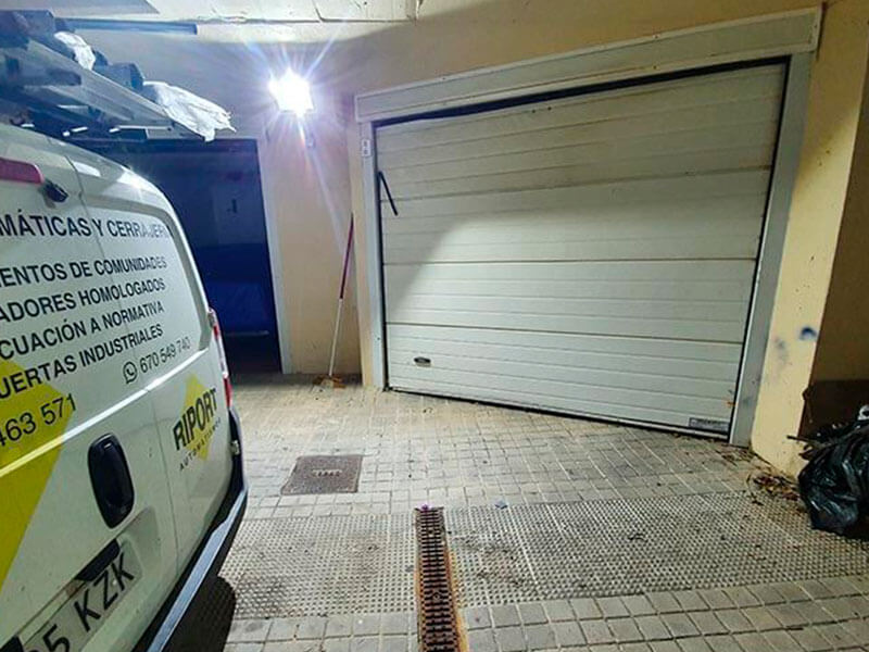 Precio puertas de garaje en Valencia