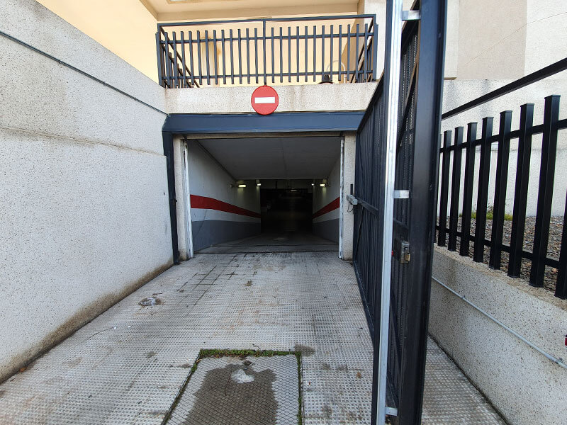 Montaje de puertas de garaje en Valencia