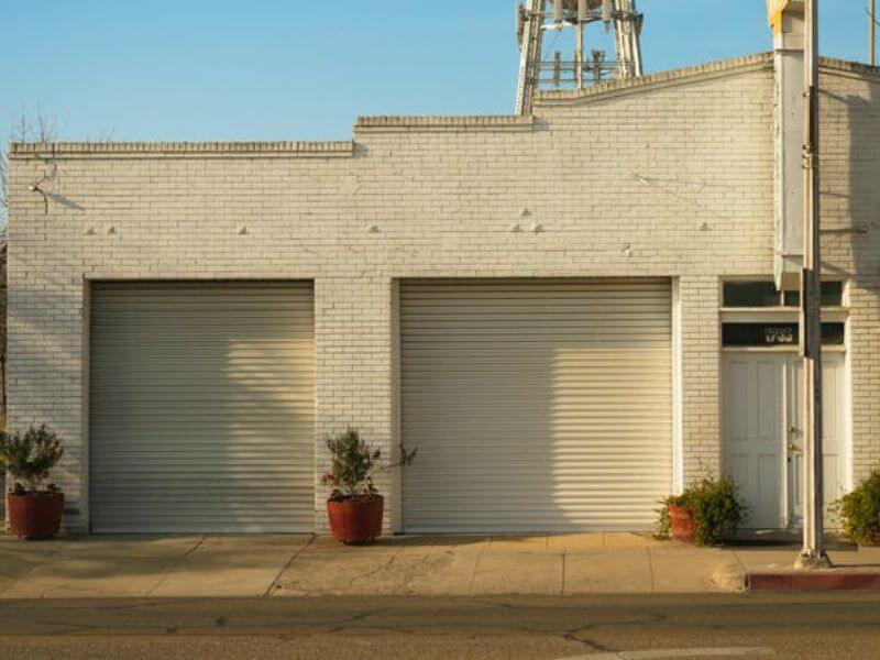 mejores-puertas-enrollables-en-valencia Mejores puertas enrollables en Valencia