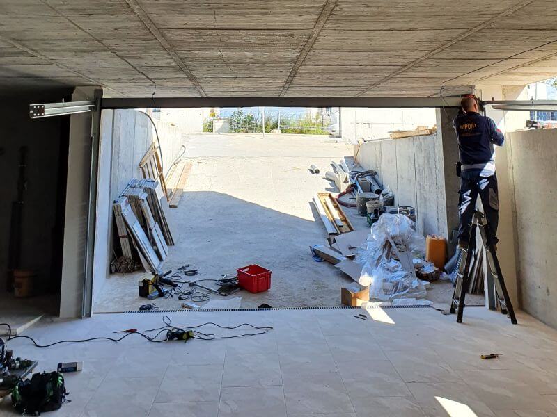 montaje-para-puertas-de-garaje-en-valencia Montaje para puertas de garaje en Valencia
