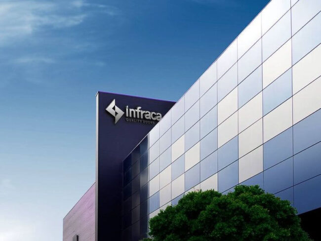 las-puertas-infraca-en-valencia Las puertas Infraca en Valencia