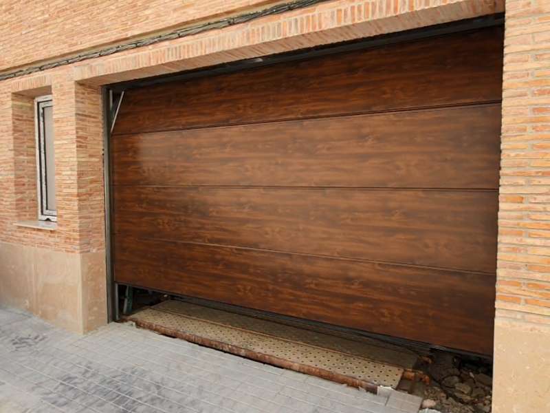puertas seccionales para Valencia