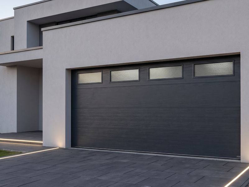 Comparativa y precio de puertas de garaje en Valencia